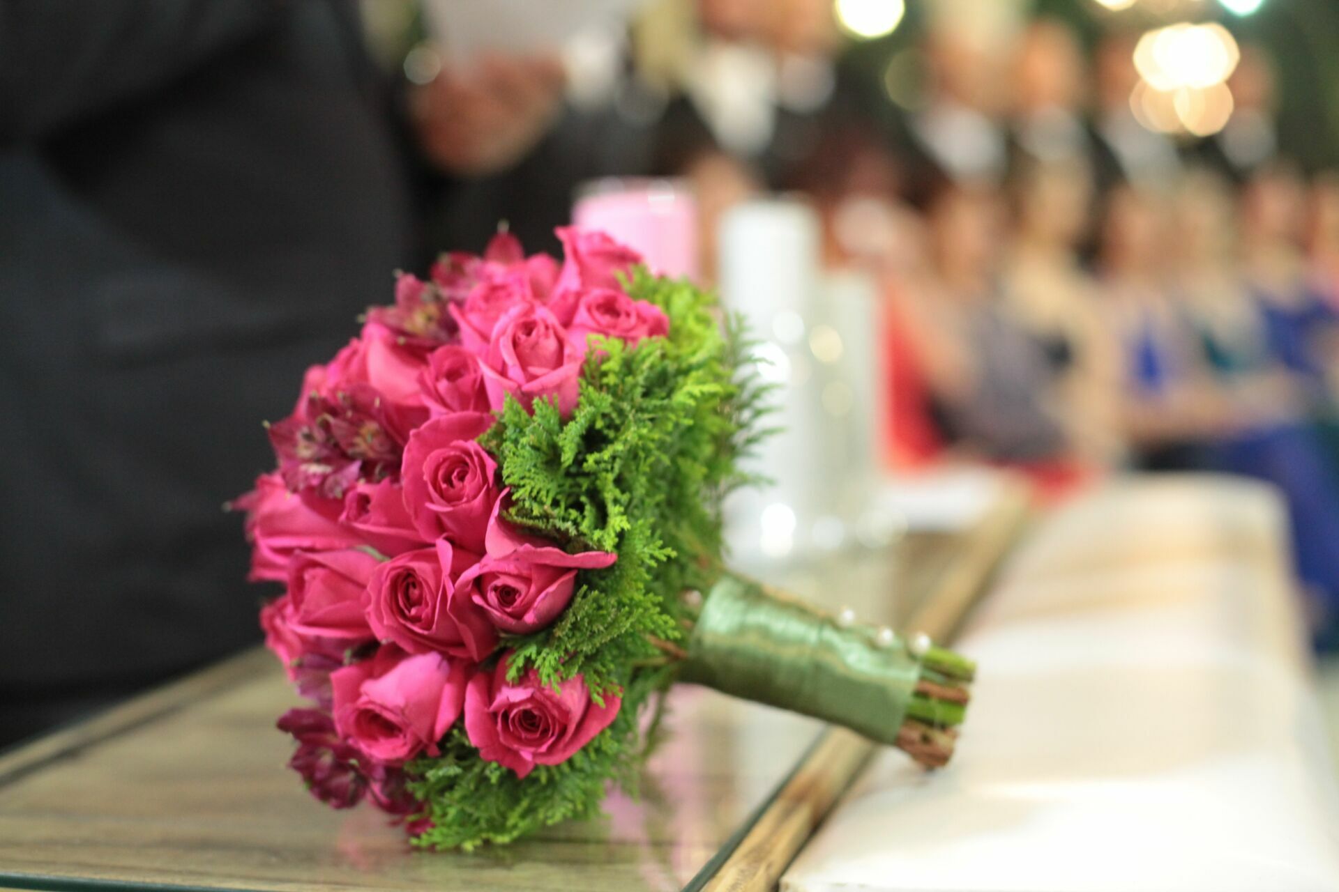 Foto E agora? E o buquê? - Imagem 2