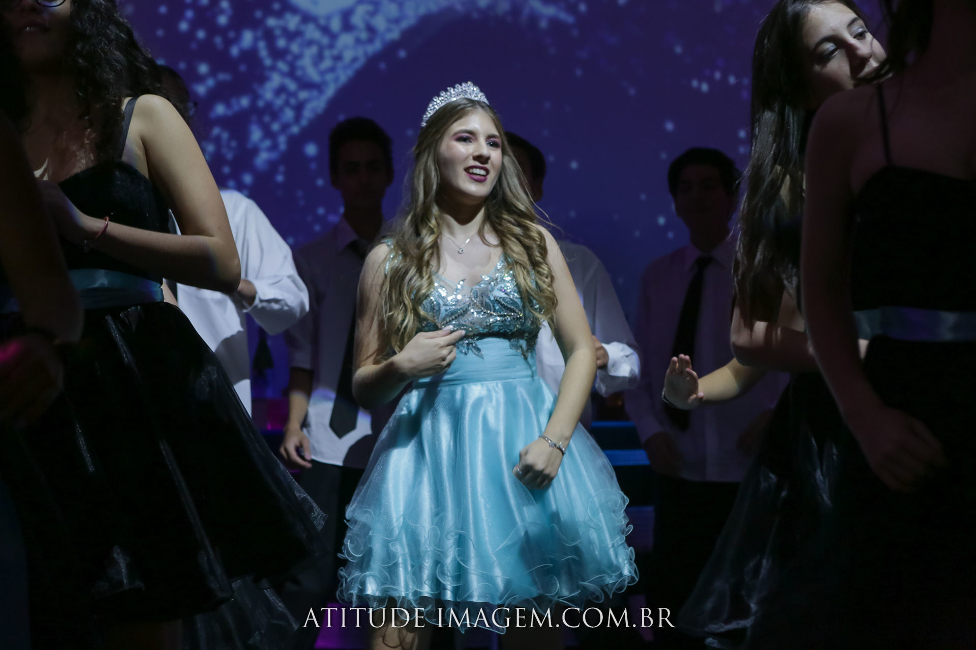 Foto SIM, fazer uma festa é bem melhor do que viajar! - Imagem 0