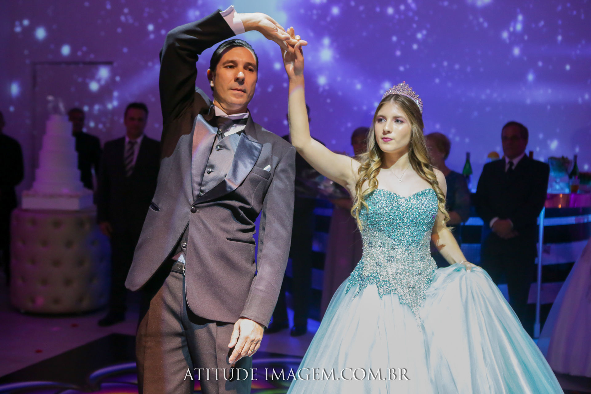 Foto SIM, fazer uma festa é bem melhor do que viajar! - Imagem 1