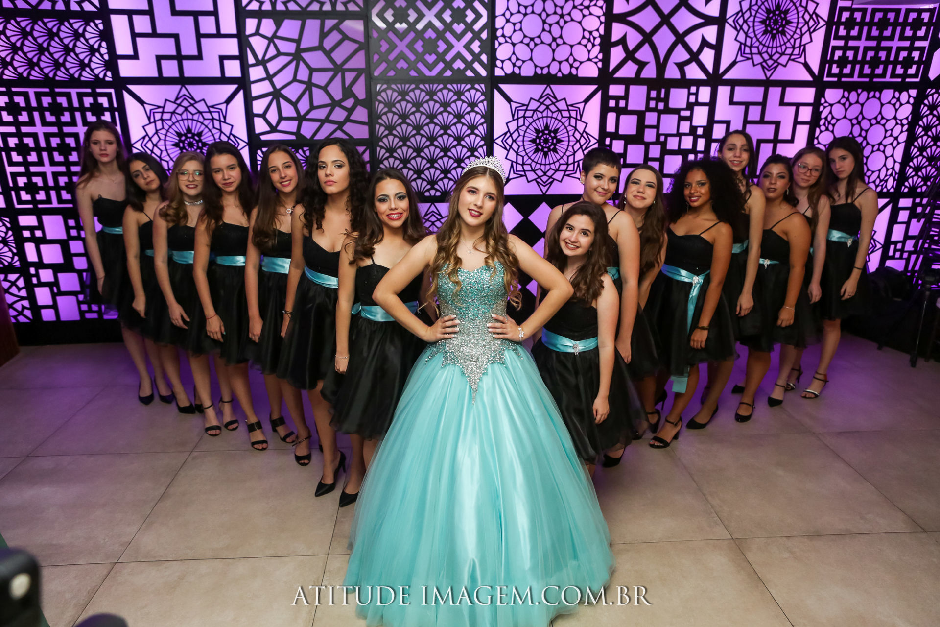 Foto SIM, fazer uma festa é bem melhor do que viajar! - Imagem 7