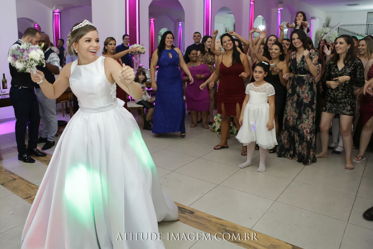 Foto Quem será a próxima a casar - Imagem 1