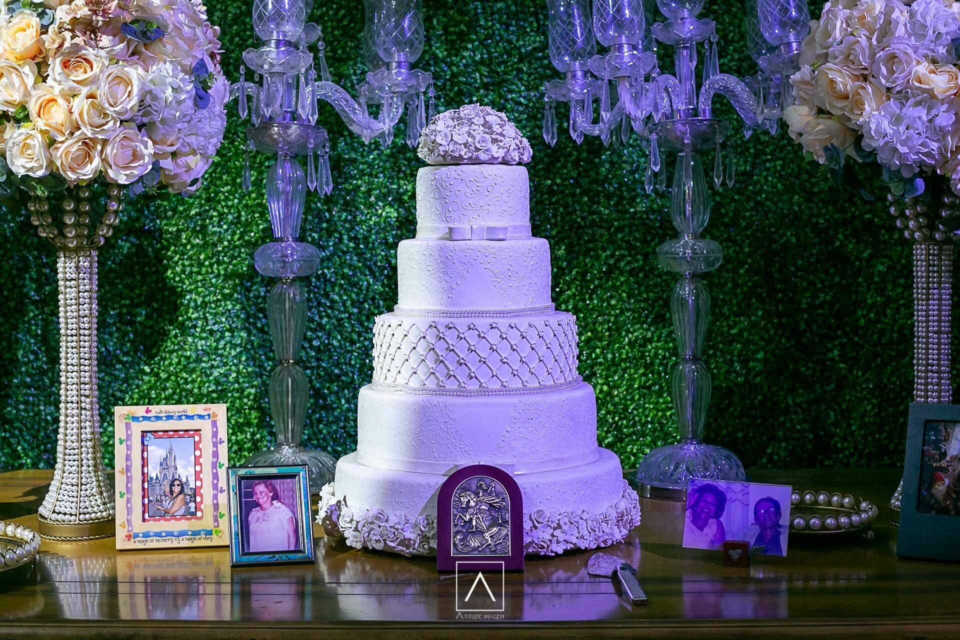 Foto Festa de Aniversário de 50 Anos da Luciene: Brilho e Celebração na Mansão Marion - Imagem 14