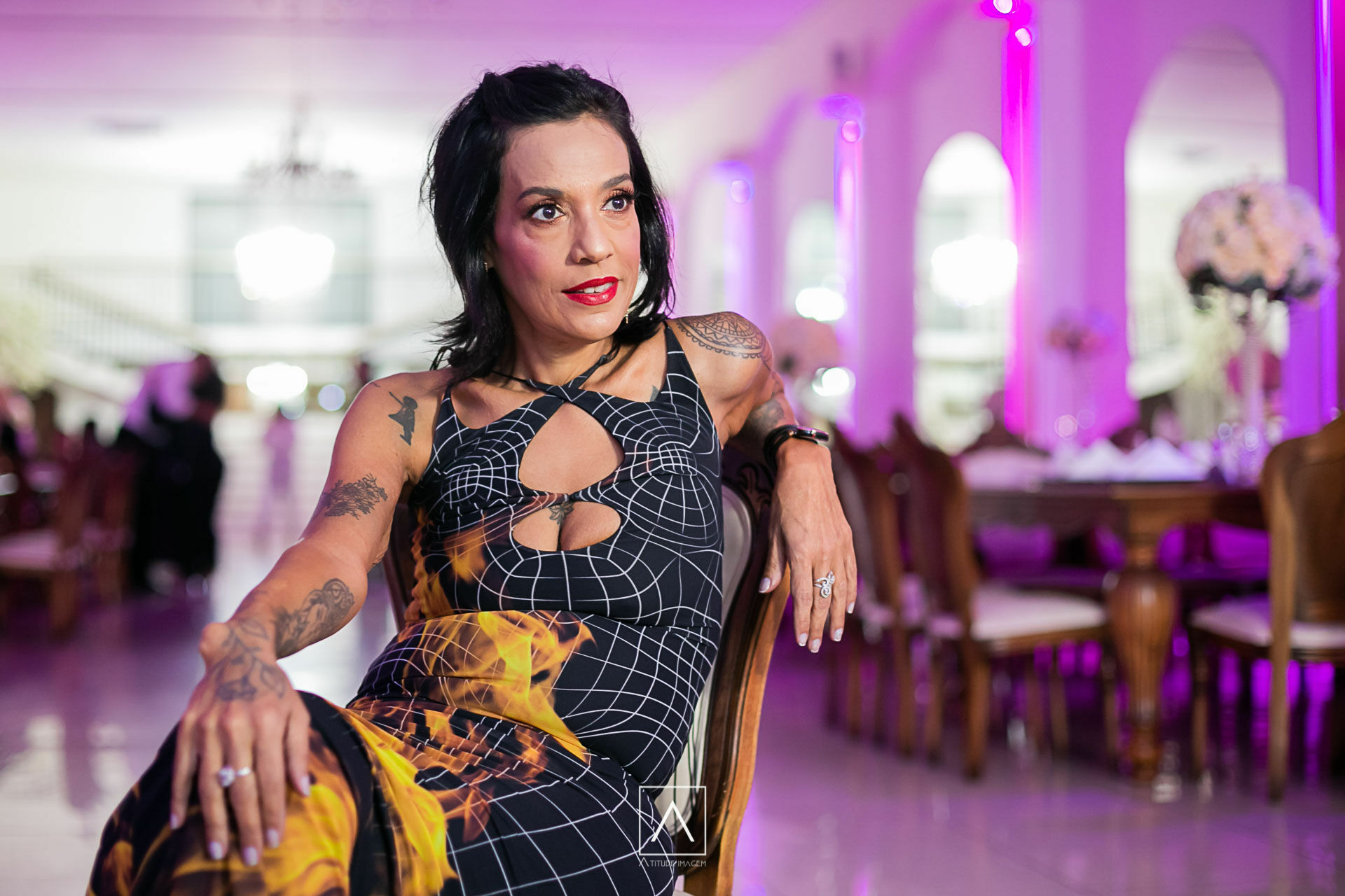 Foto Festa de Aniversário de 50 Anos da Luciene: Brilho e Celebração na Mansão Marion - Imagem 28