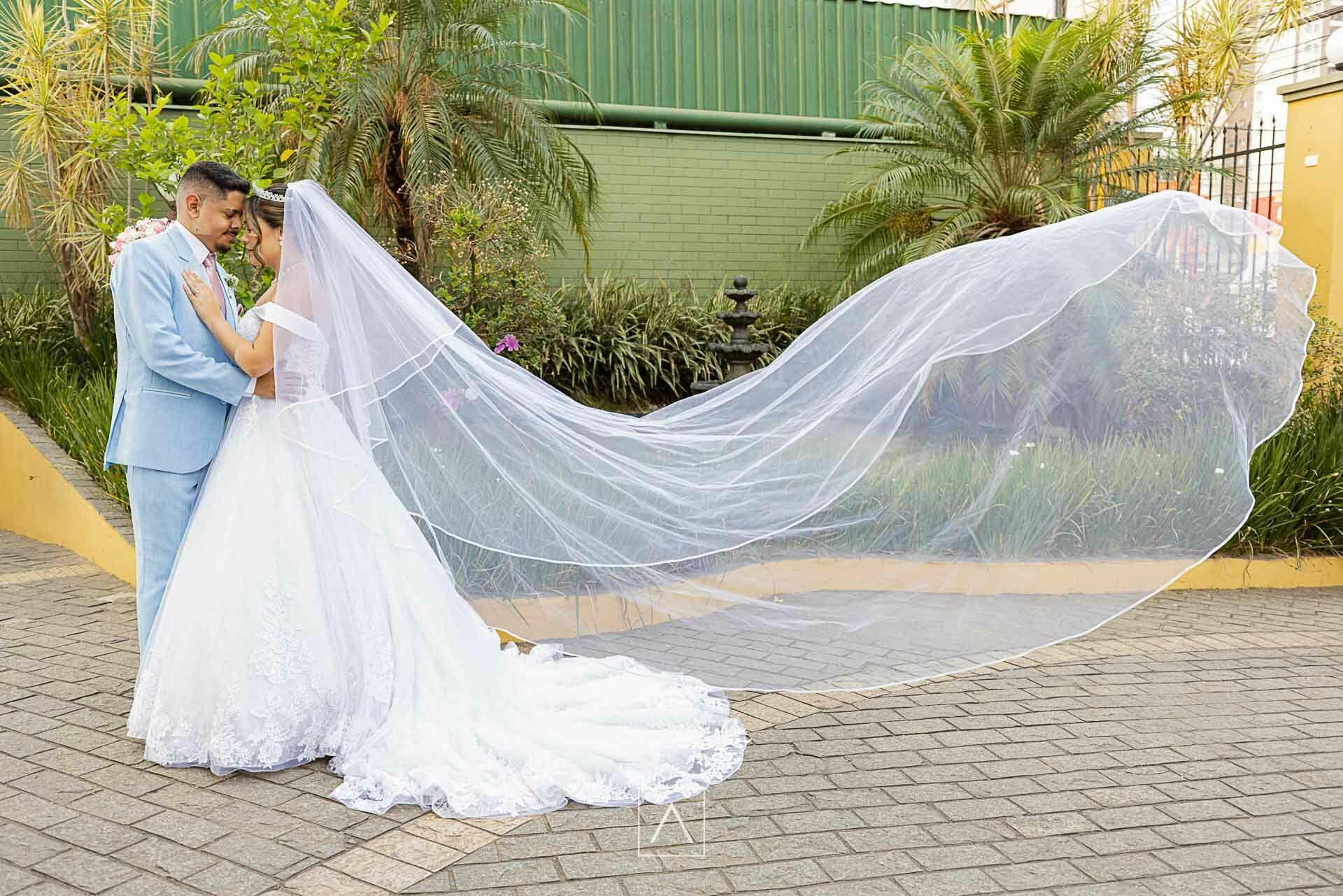 Foto Casamento Thais e Alison: Uma Celebração de Amor e Emoção em São Paulo Foto Casamento Thais e Alison: Uma Celebração de Amor e Emoção em São Paulo - Imagem 19