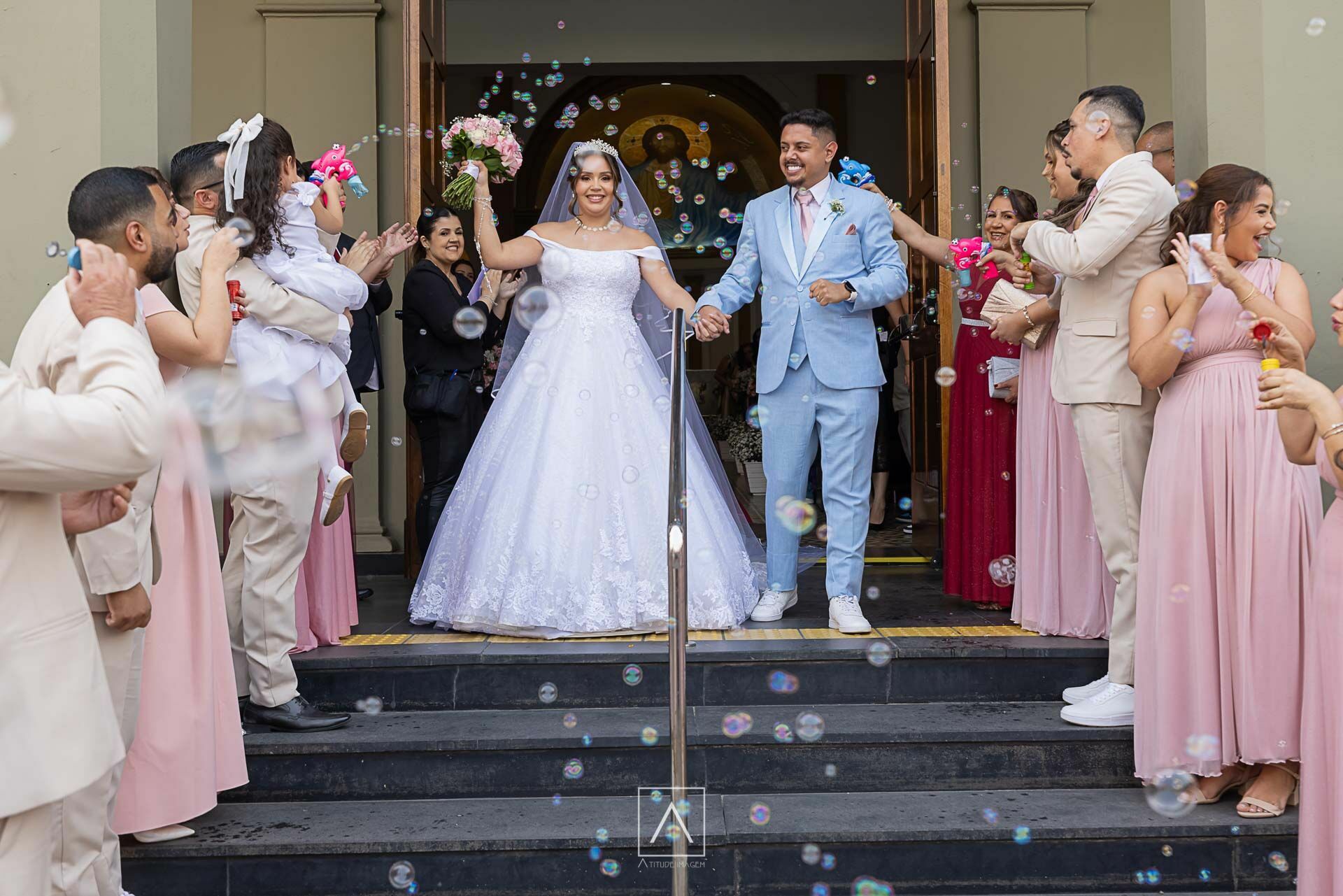 Foto Casamento Thais e Alison: Uma Celebração de Amor e Emoção em São Paulo Foto Casamento Thais e Alison: Uma Celebração de Amor e Emoção em São Paulo - Imagem 16