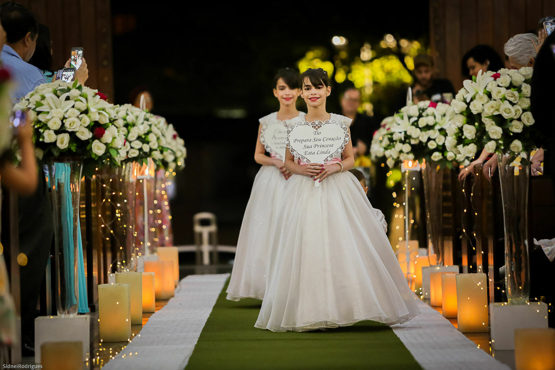 Foto Casamento Carol e Alexandre: Uma Celebração de Amor e Fé - Imagem 0