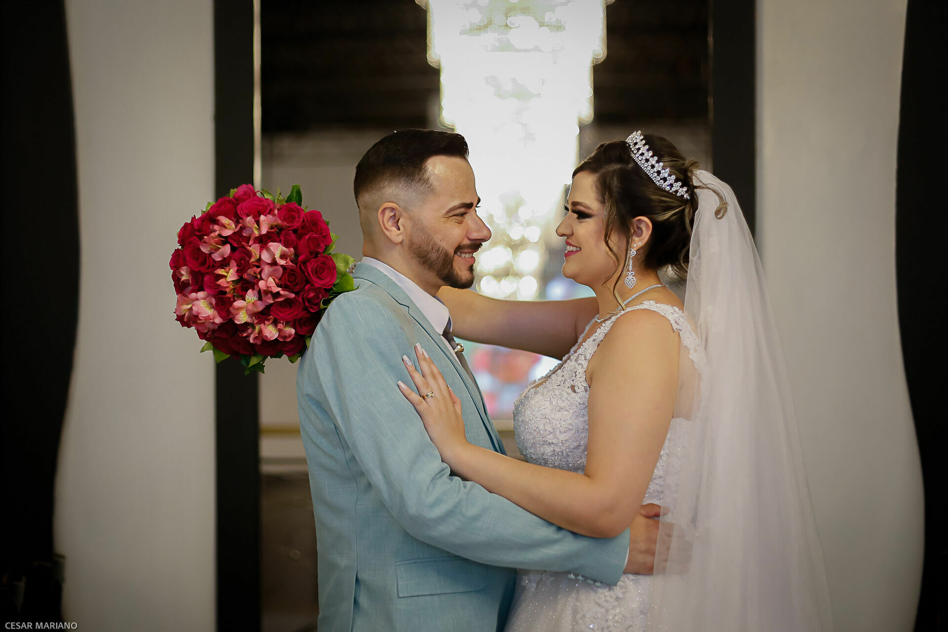 Foto Casamento Carol e Alexandre: Uma Celebração de Amor e Fé - Imagem 37