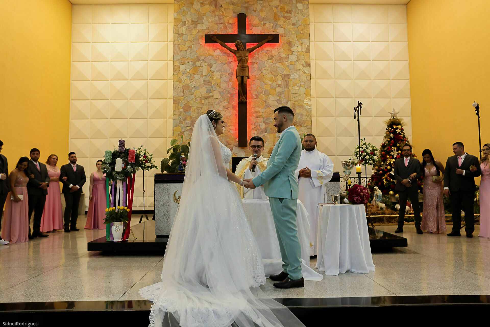 Foto Casamento Carol e Alexandre: Uma Celebração de Amor e Fé - Imagem 21