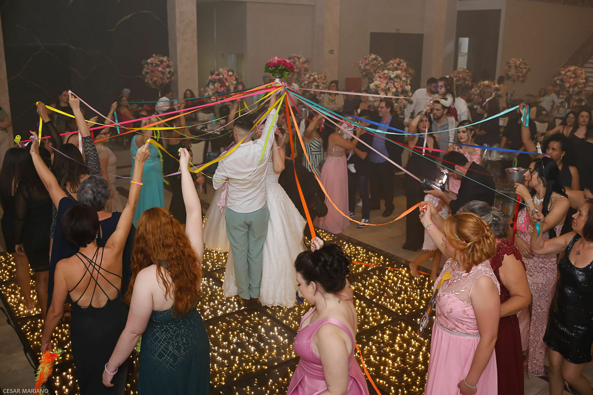 Foto Casamento Carol e Alexandre: Uma Celebração de Amor e Fé - Imagem 68