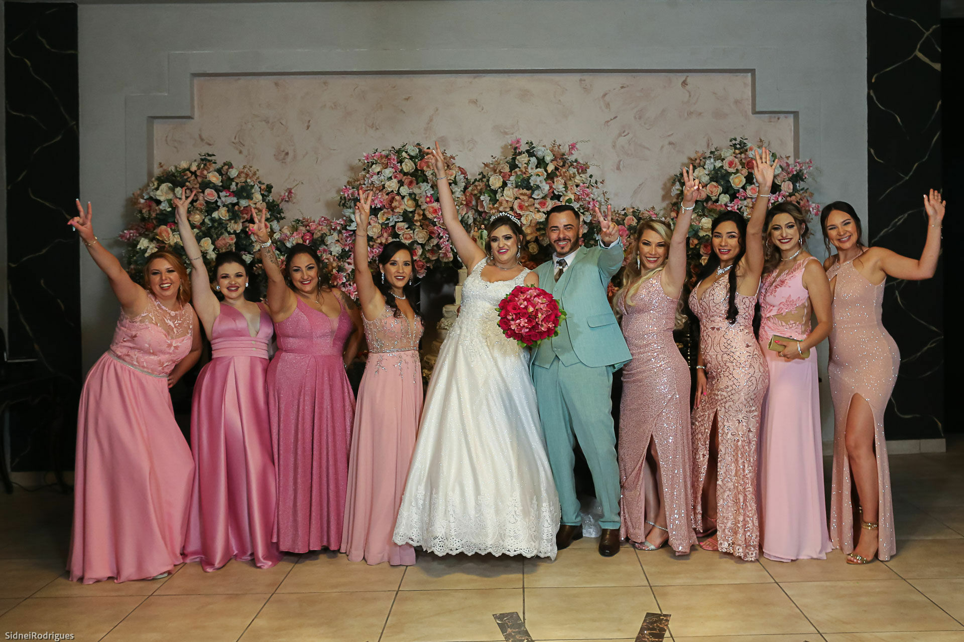 Foto Casamento Carol e Alexandre: Uma Celebração de Amor e Fé - Imagem 46