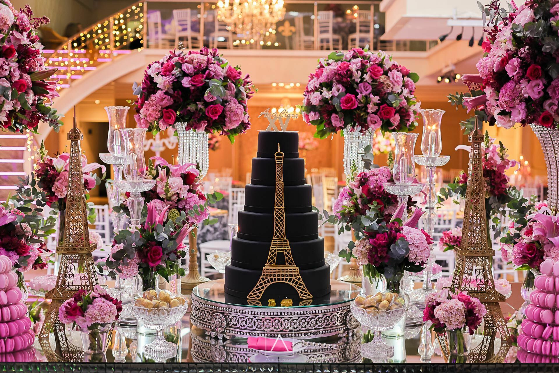 Foto Uma Noite em Paris no Coração de São Paulo ✨ - Imagem 27