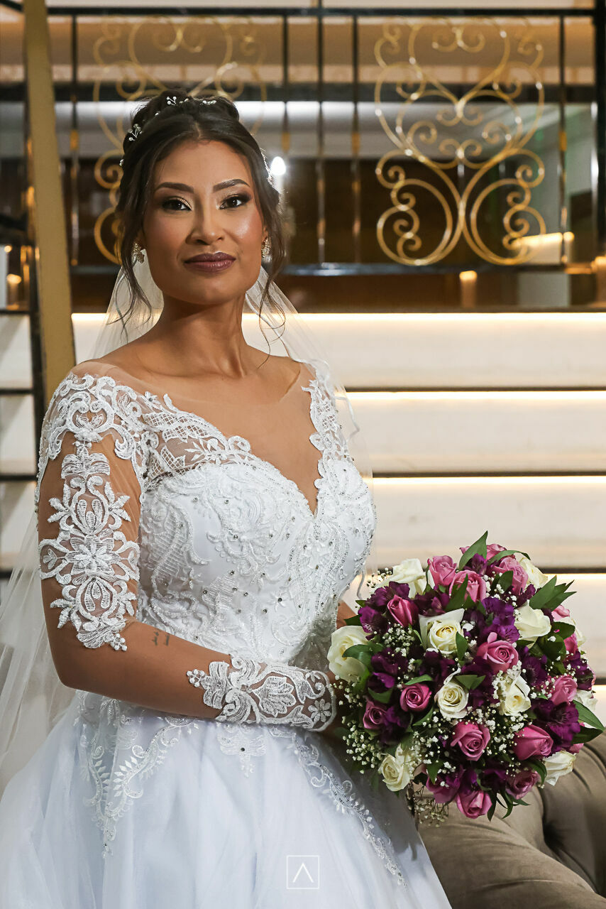 Foto Casamento Gabriela e Paula: Um Brinde ao Amor e à Elegância na Mansão Marion ✨ - Imagem 15