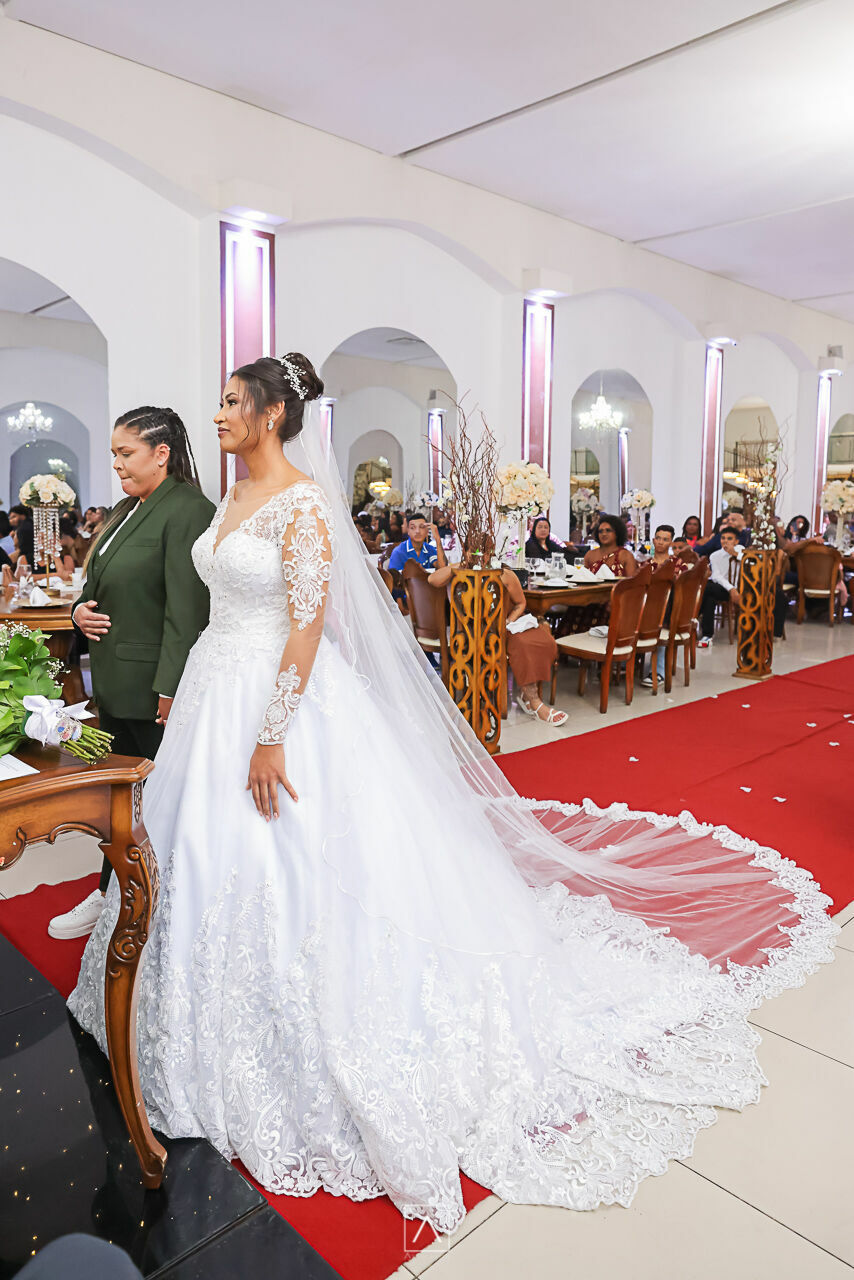 Foto Casamento Gabriela e Paula: Um Brinde ao Amor e à Elegância na Mansão Marion ✨ - Imagem 36