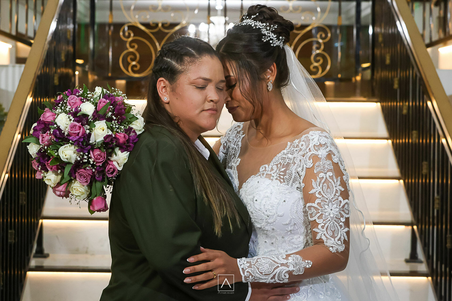 Foto Casamento Gabriela e Paula: Um Brinde ao Amor e à Elegância na Mansão Marion ✨ - Imagem 13