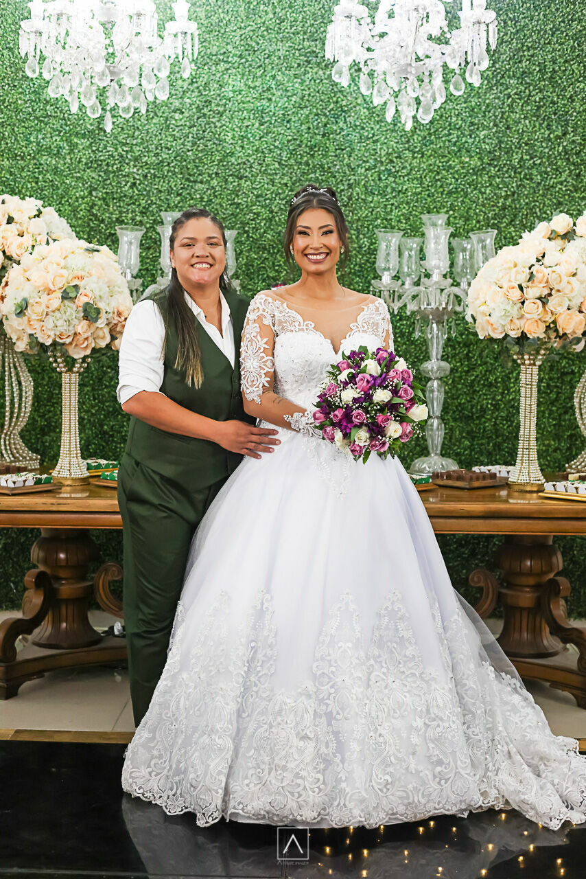 Foto Casamento Gabriela e Paula: Um Brinde ao Amor e à Elegância na Mansão Marion ✨ - Imagem 16