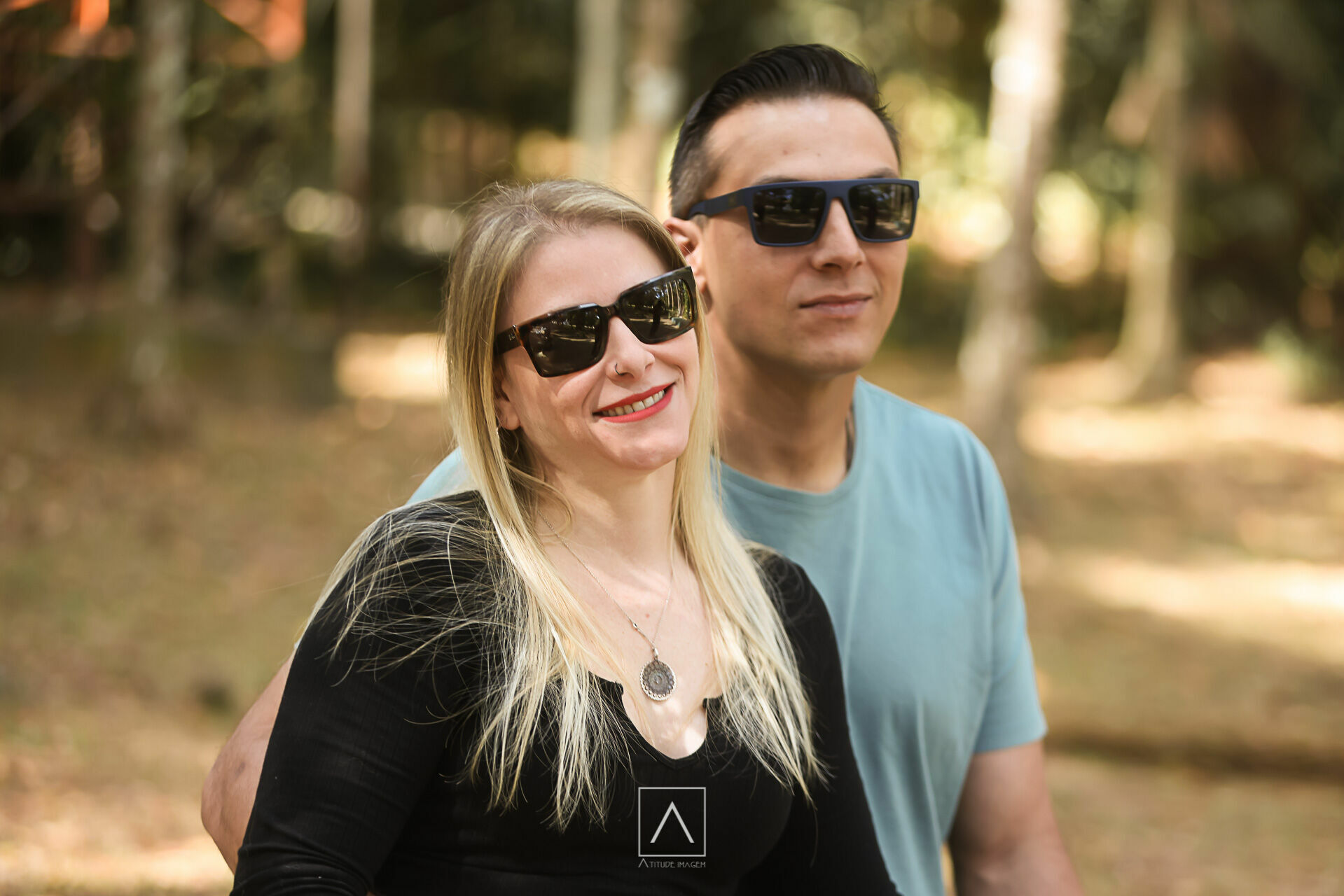 Foto Ensaio Pré-Wedding Thiago e Jacqueline: Um Dia de Sol e Conexão no Horto Florestal ✨ - Imagem 16