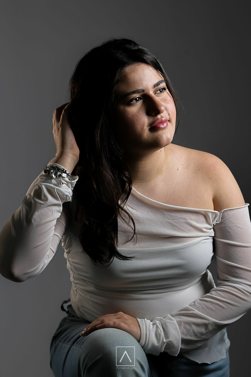 Foto Ensaio no Estudio com a Deise - Imagem 6