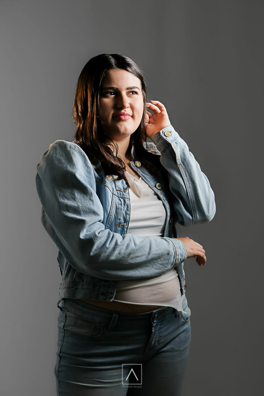 Foto Ensaio no Estudio com a Deise - Imagem 8