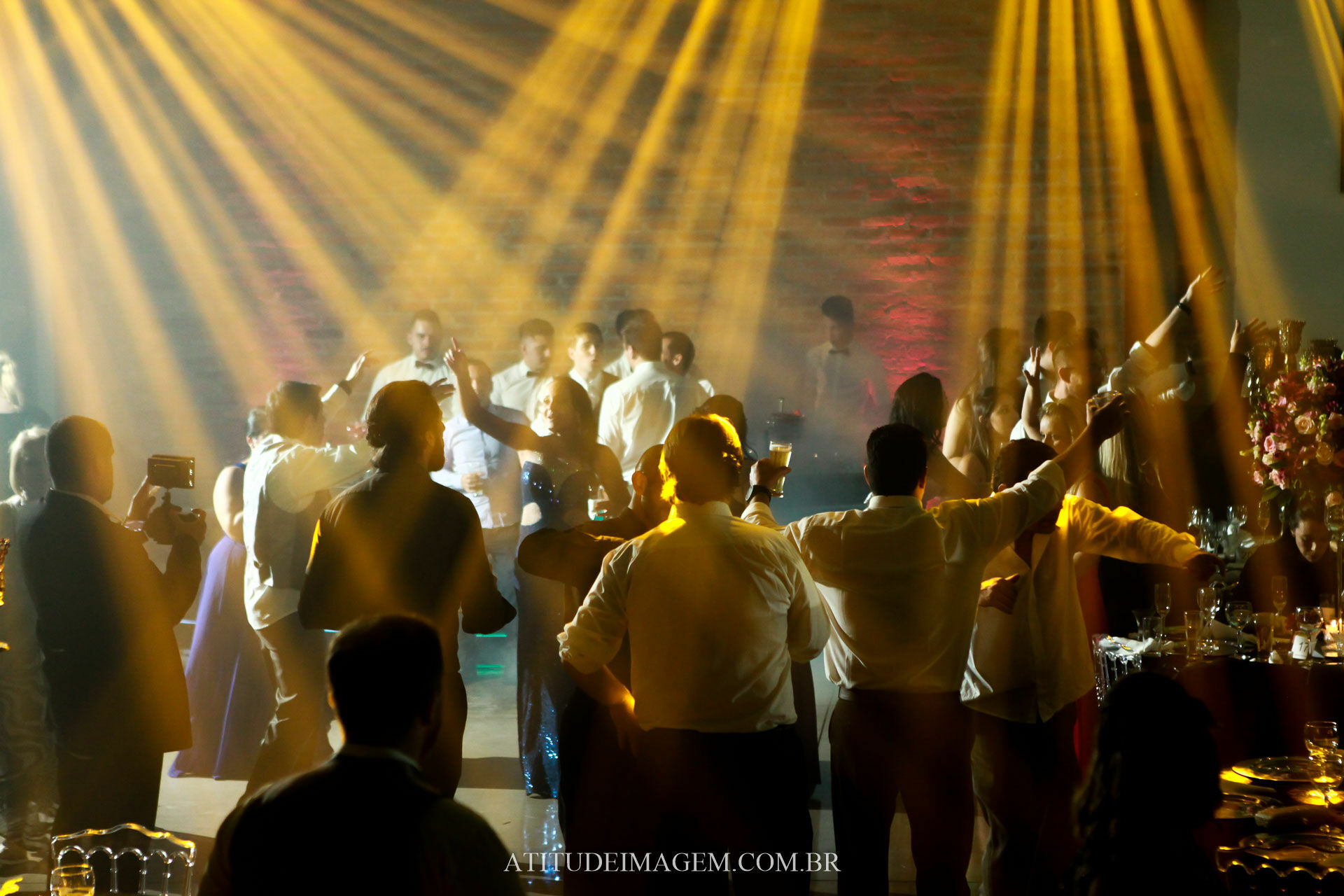 Foto Como Escolher o Serviço de Foto e Filmagem Ideal para o Seu Evento? - Imagem 3