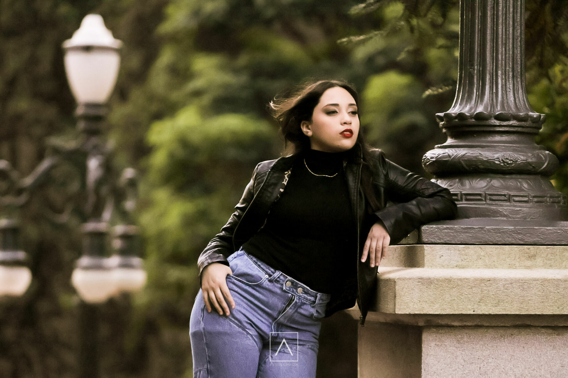 Foto Como Escolher os Looks para o Ensaio Pré-Birthday e Arrasar nas Fotos de 15 Anos - Imagem 2