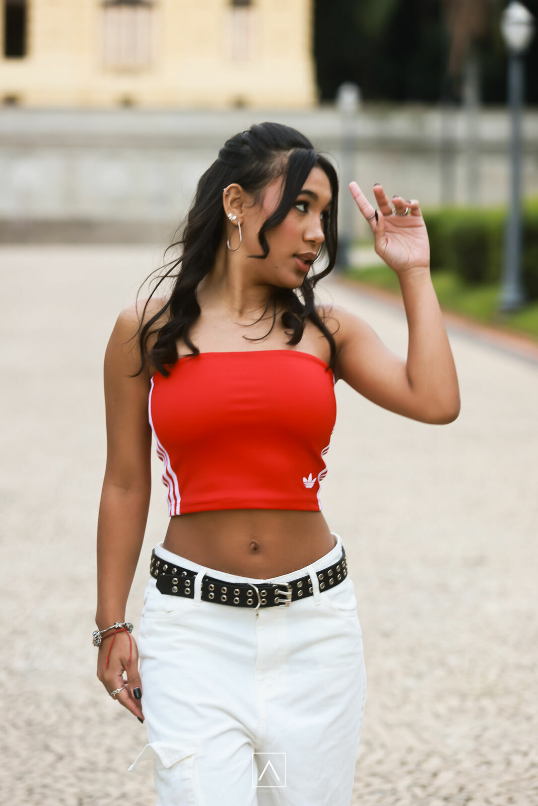 Foto O Encontro do Street Style com o Toque de Debutante - Imagem 16