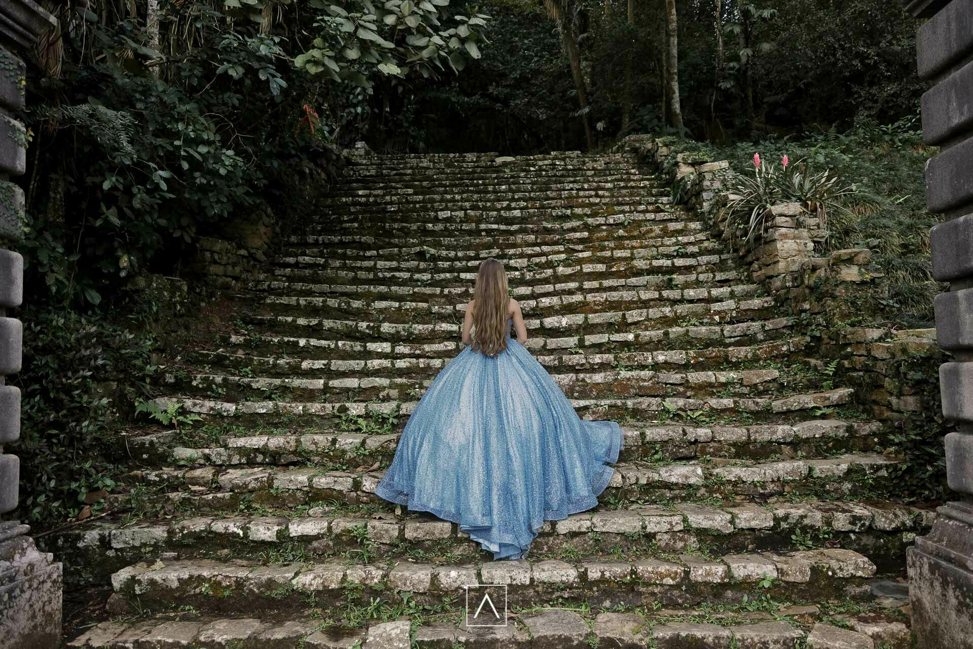 Foto Festa de Debutante Beatriz: Uma Noite Mágica Inesquecível - Imagem 4